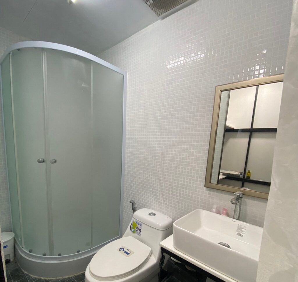 Rest Room 1